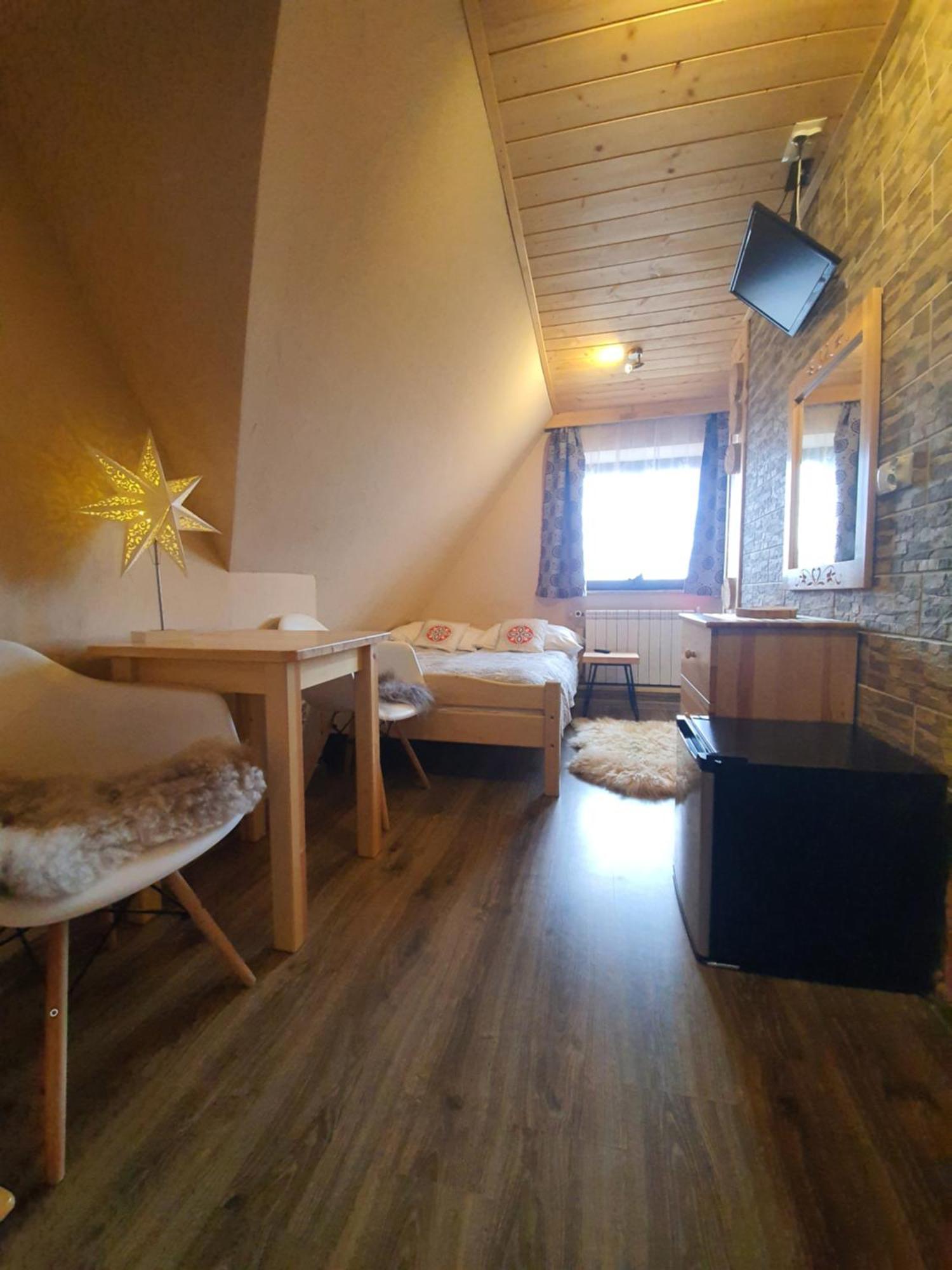 Willa 14 Zakopane Rom bilde